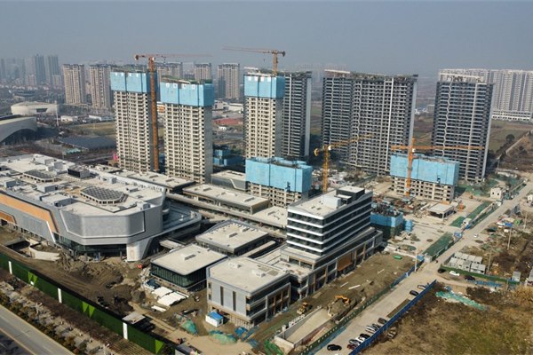 Nantong Rudong Changjiang Road commercial curtain wall project